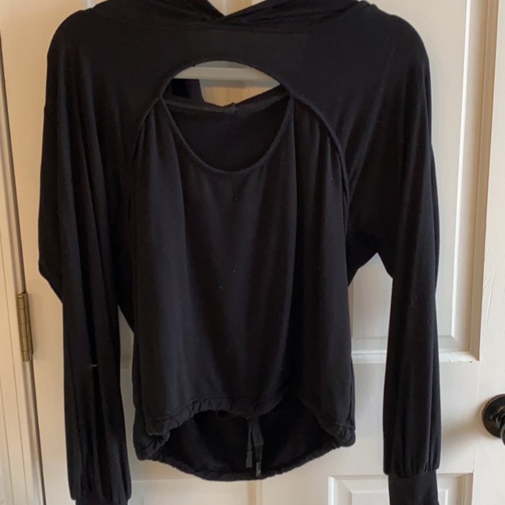 Ptula cutout hoodie